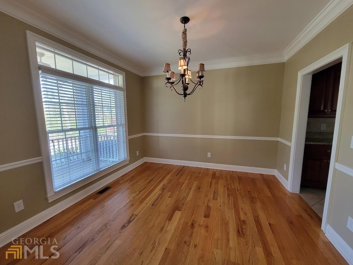 125 Farmington Dr - Photo 6 of 37
