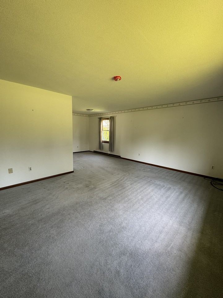 120 Mount Warner Rd #1 - Photo 6 of 19