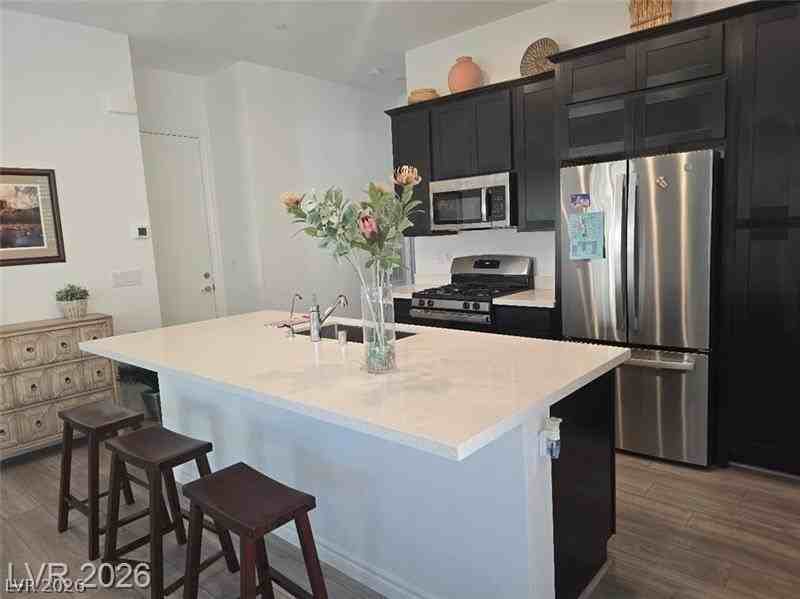 905 Belleforte Ln - Photo 3 of 43