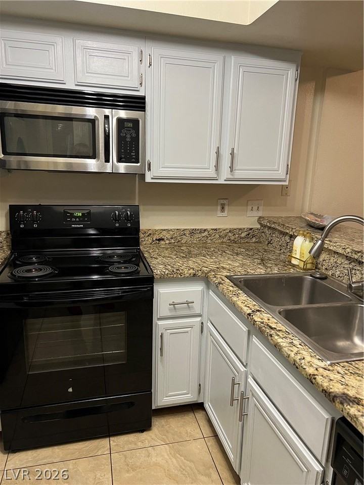 2752 Lodestone Dr - Photo 2 of 26