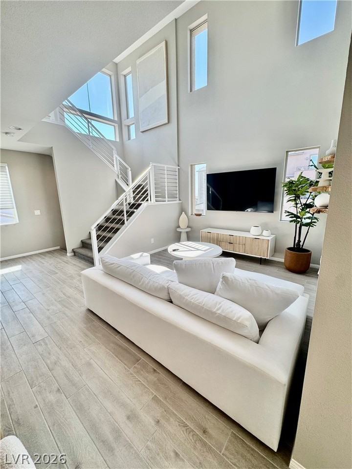 643 Solar Citrine St - Photo 6 of 29