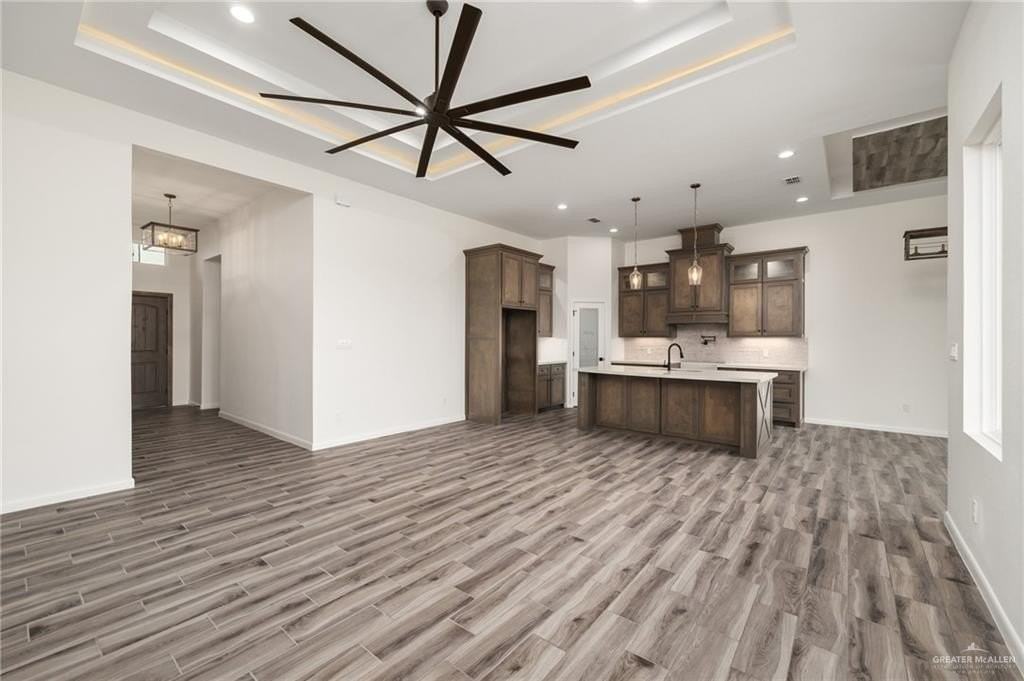 1010 Azalea St - Photo 2 of 12