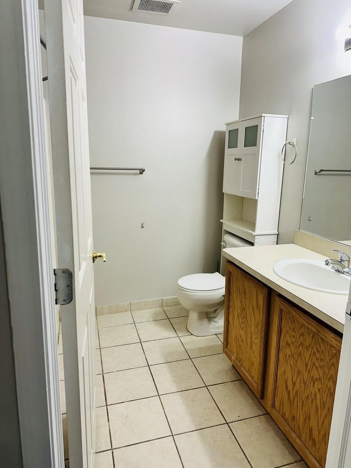 22063 Fairlane Blvd - Photo 7 of 10