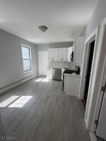 featured image of 458 Livingston St #2