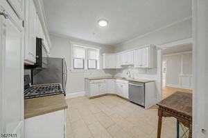 featured image of 204 Church St #1D