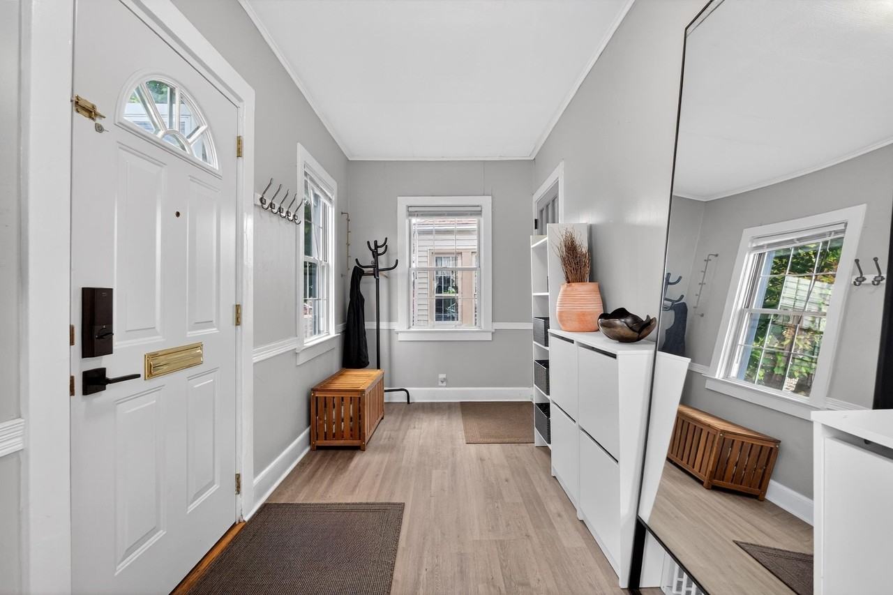 59 W 6th St - Photo 3 of 30
