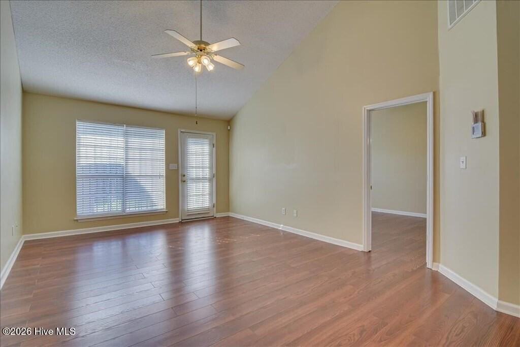 5 Macaulay Pl - Photo 7 of 19