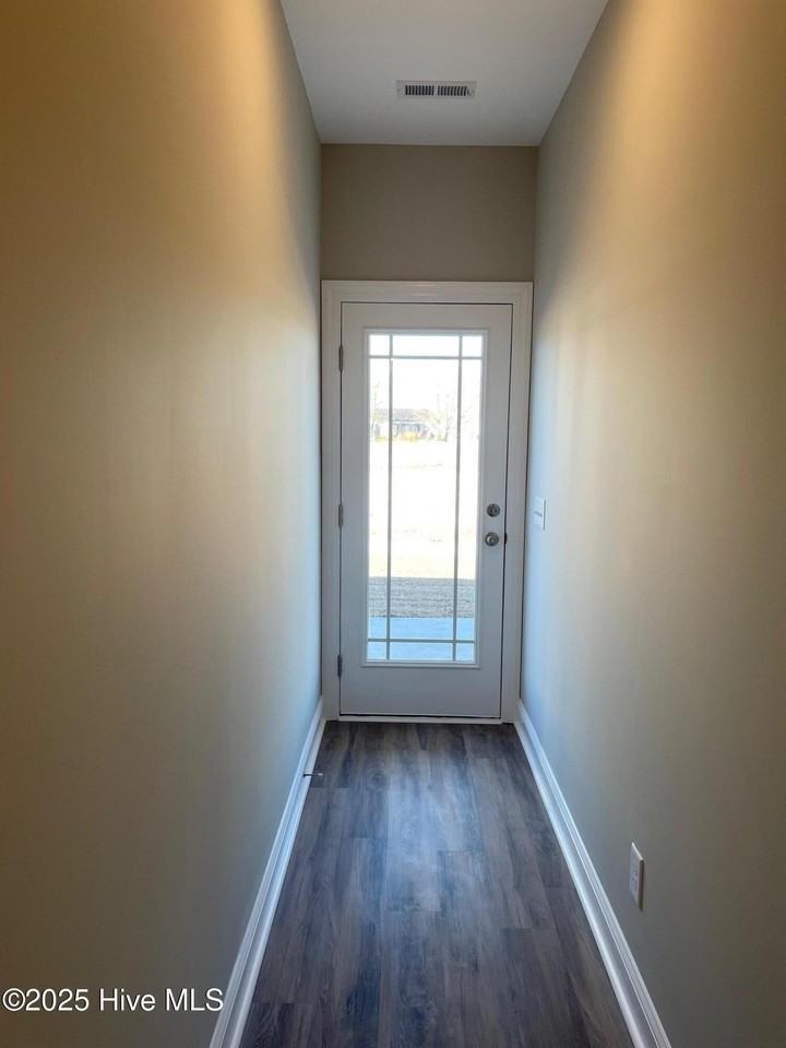 2308 Sweet Bay Dr #B - Photo 7 of 17