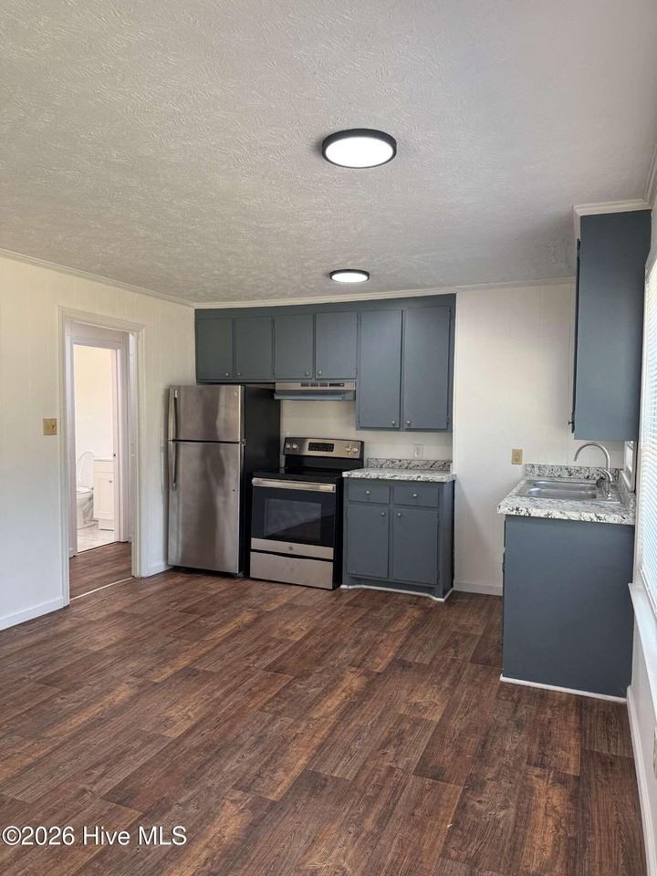 318 Westview Loop - Photo 3 of 18