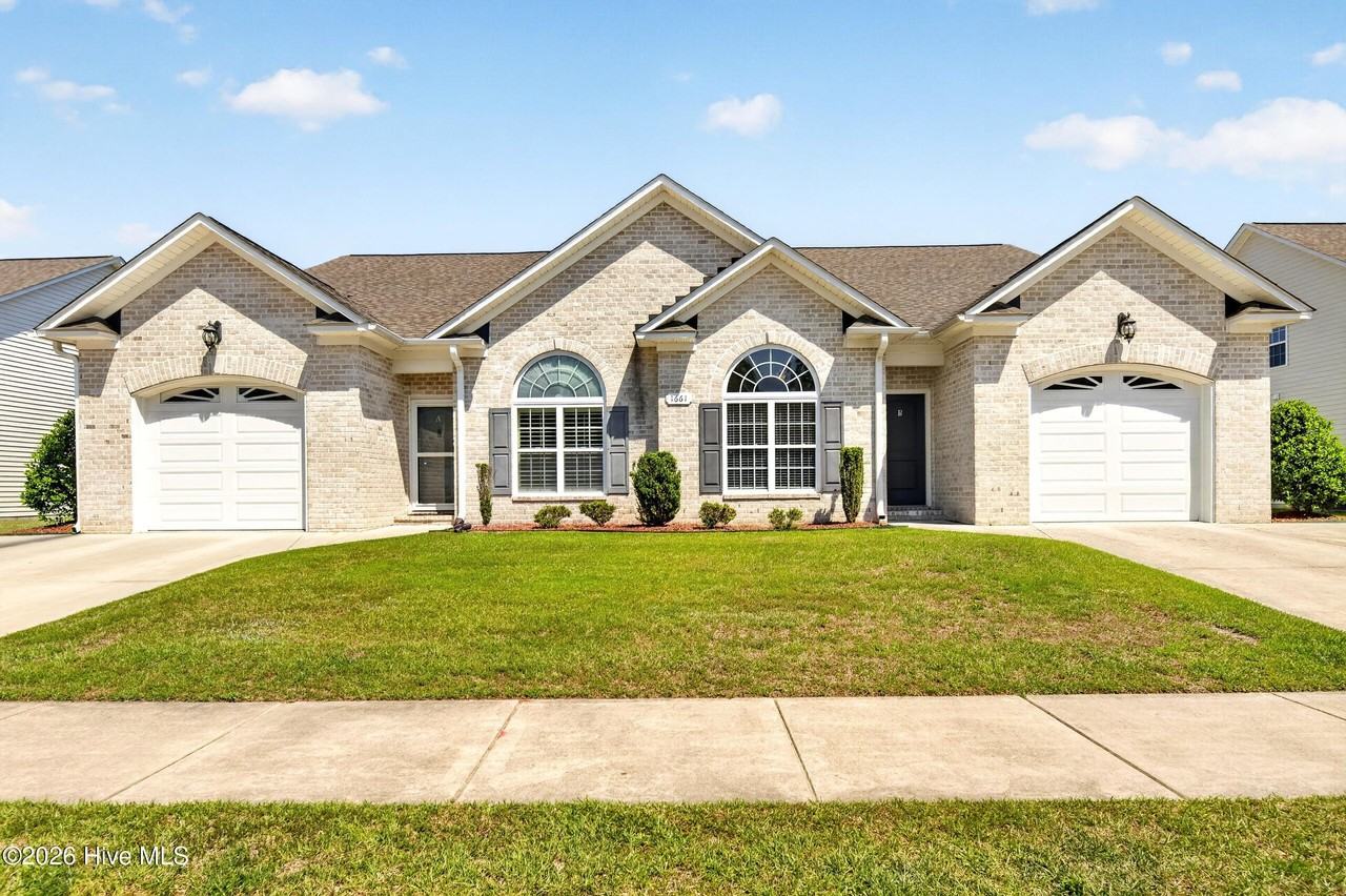 1661 Cambria Dr #B - Photo 2 of 37