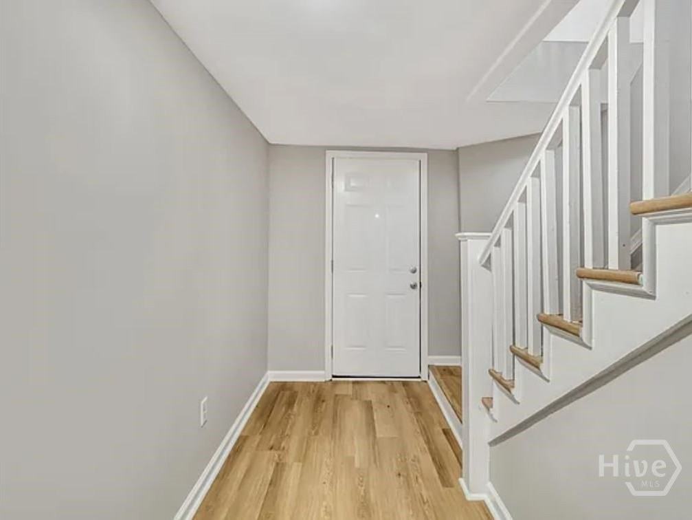 916 E 35th St - Photo 3 of 26