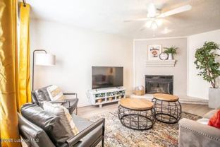 5806 6th St #B - Photo 1 of 1