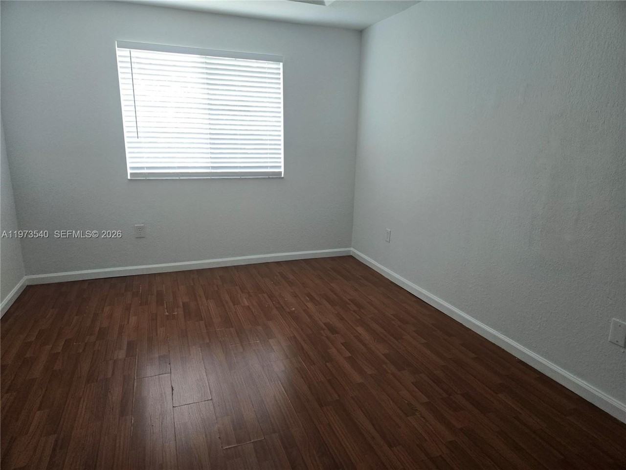 1407 Se 24th Ct #271 - Photo 3 of 11