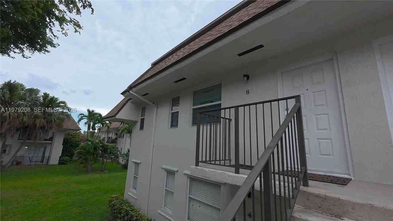 7121 Sw 129th Ave #8 - Photo 2 of 13