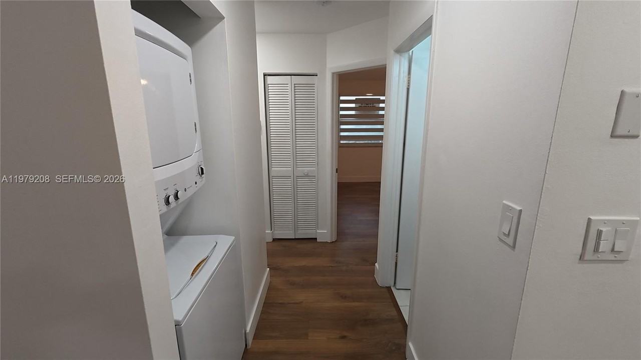 7121 Sw 129th Ave #8 - Photo 6 of 13