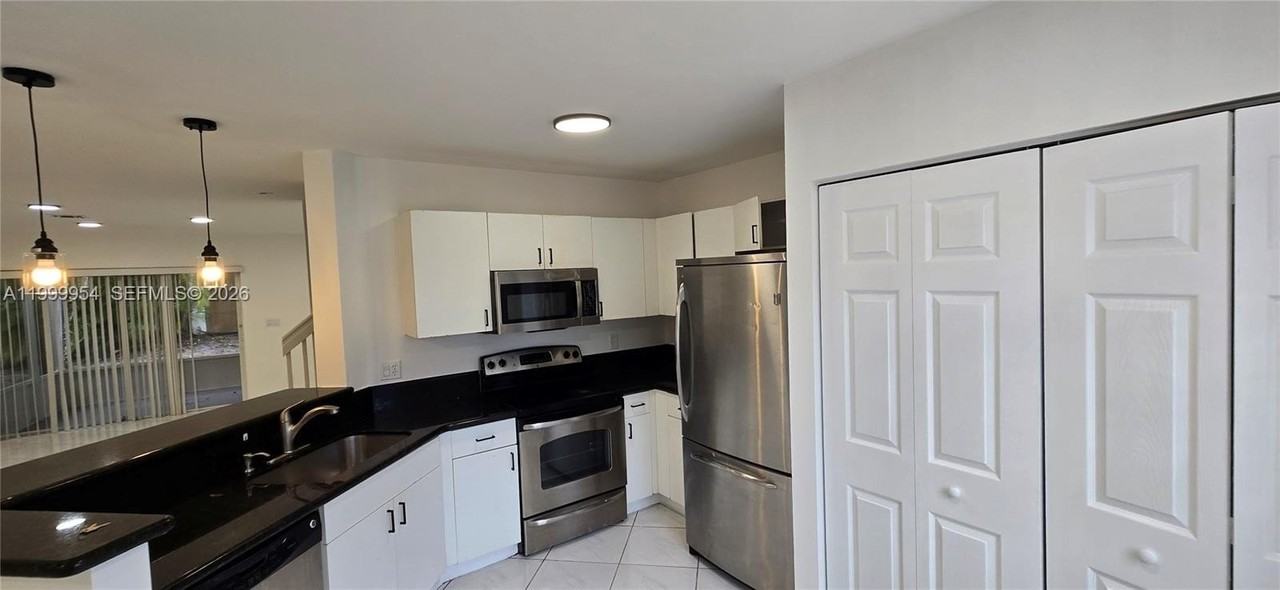 1455 Sw 48th Ter #1455 - Photo 2 of 32
