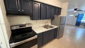 4940 Sw 28th Ter #S - Photo 1 of 1