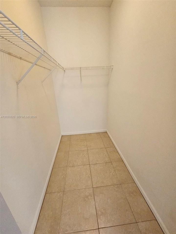1275 Sw 48th Ter #1275 - Photo 7 of 26