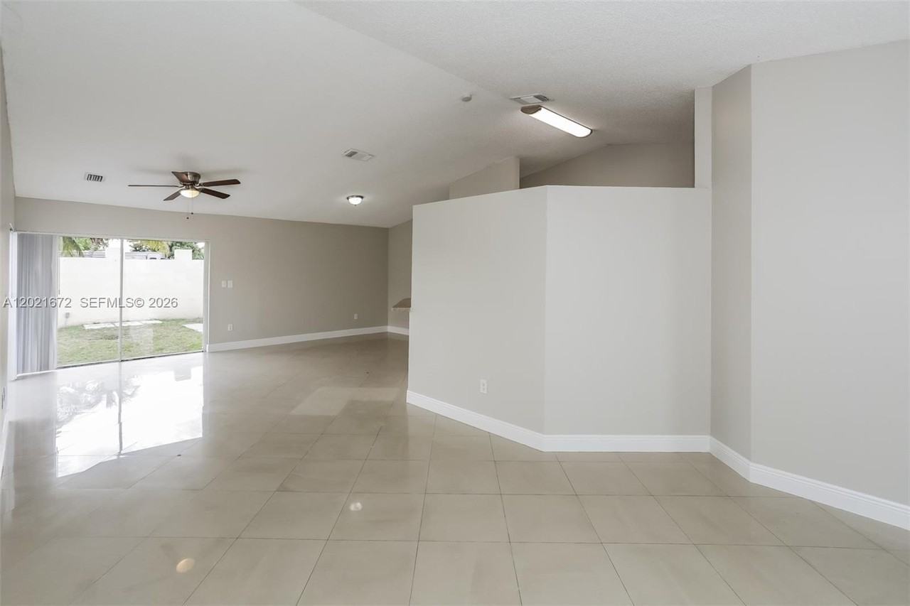 12324 Sw 198th St - Photo 3 of 15