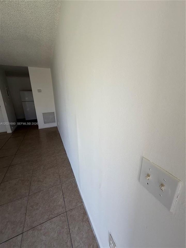 1491 Nw 22nd Ct #3 - Photo 2 of 5