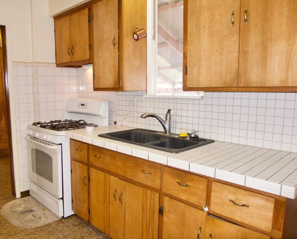 1964 Sullivant Ave #1 - Photo 3 of 10