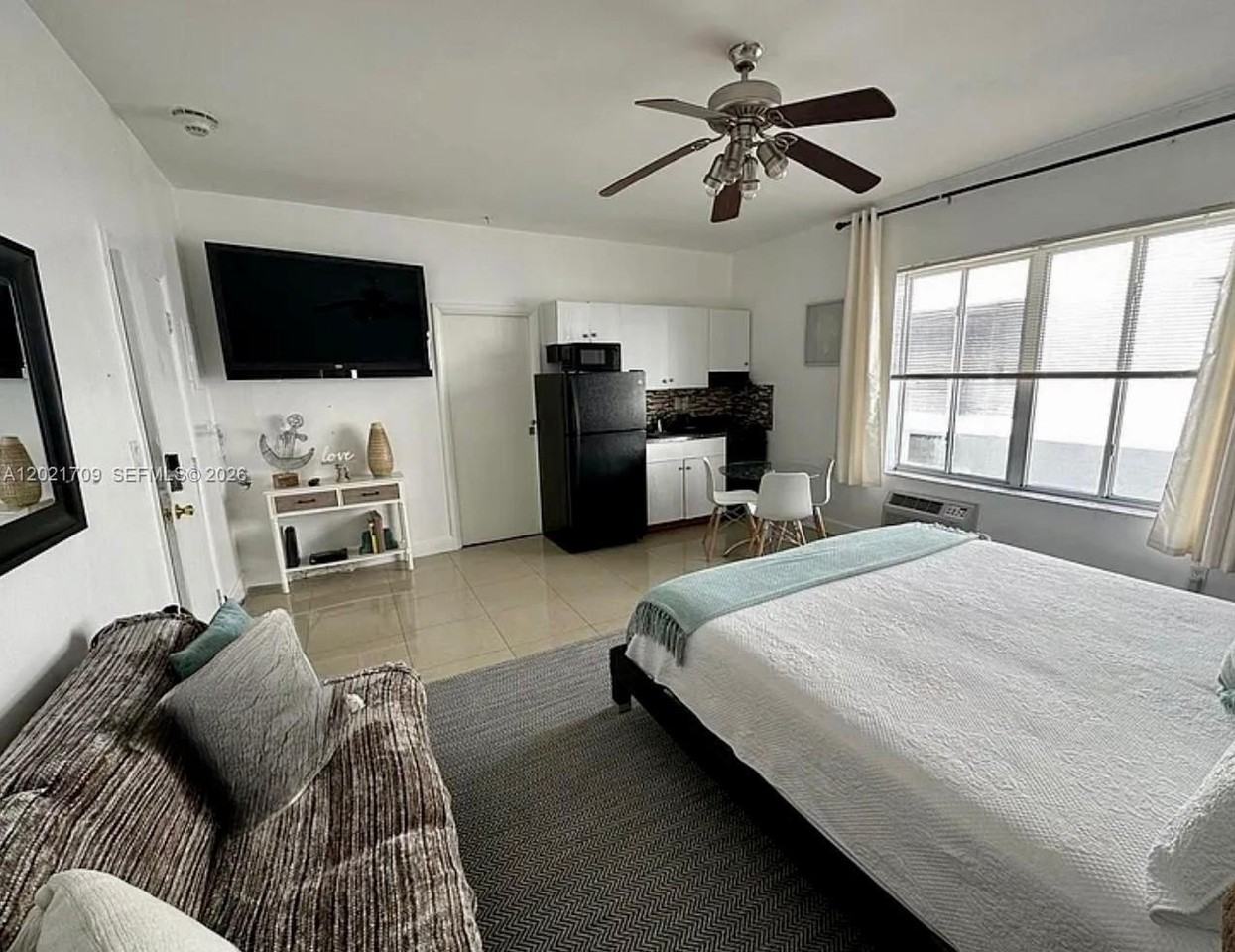 3700 Collins Ave #S306 - Photo 5 of 7