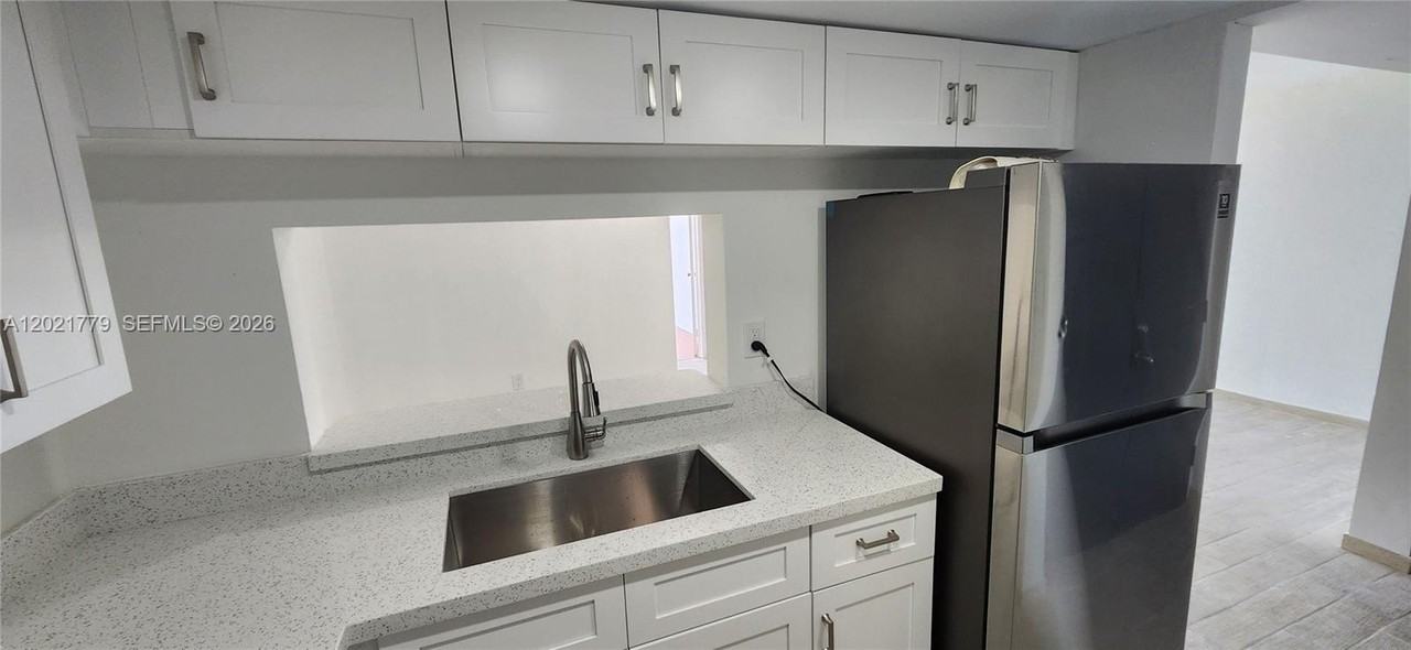 11800 Sw 18th St #409-4 - Photo 5 of 14