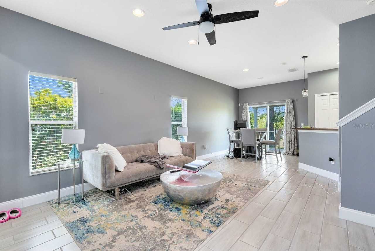 3891 Clubside Pointe Dr - Photo 4 of 22
