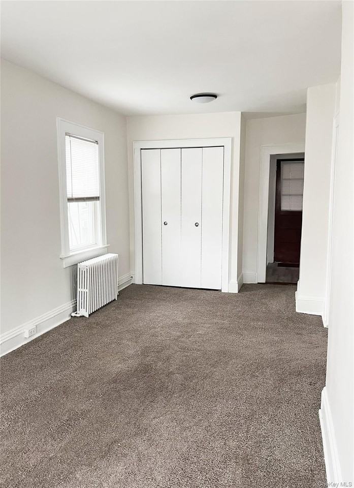 208 Ashford Ave - Photo 5 of 10