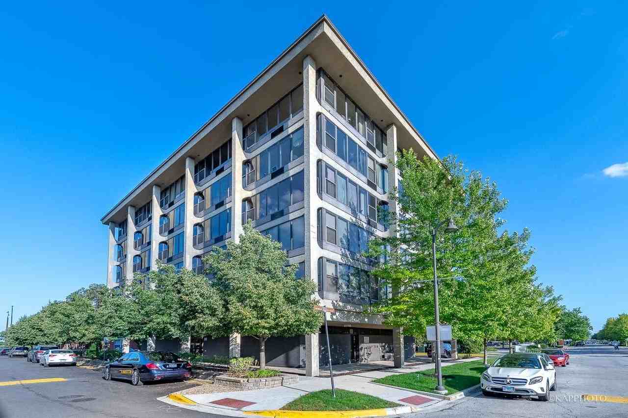 345 E Eastgate Pl