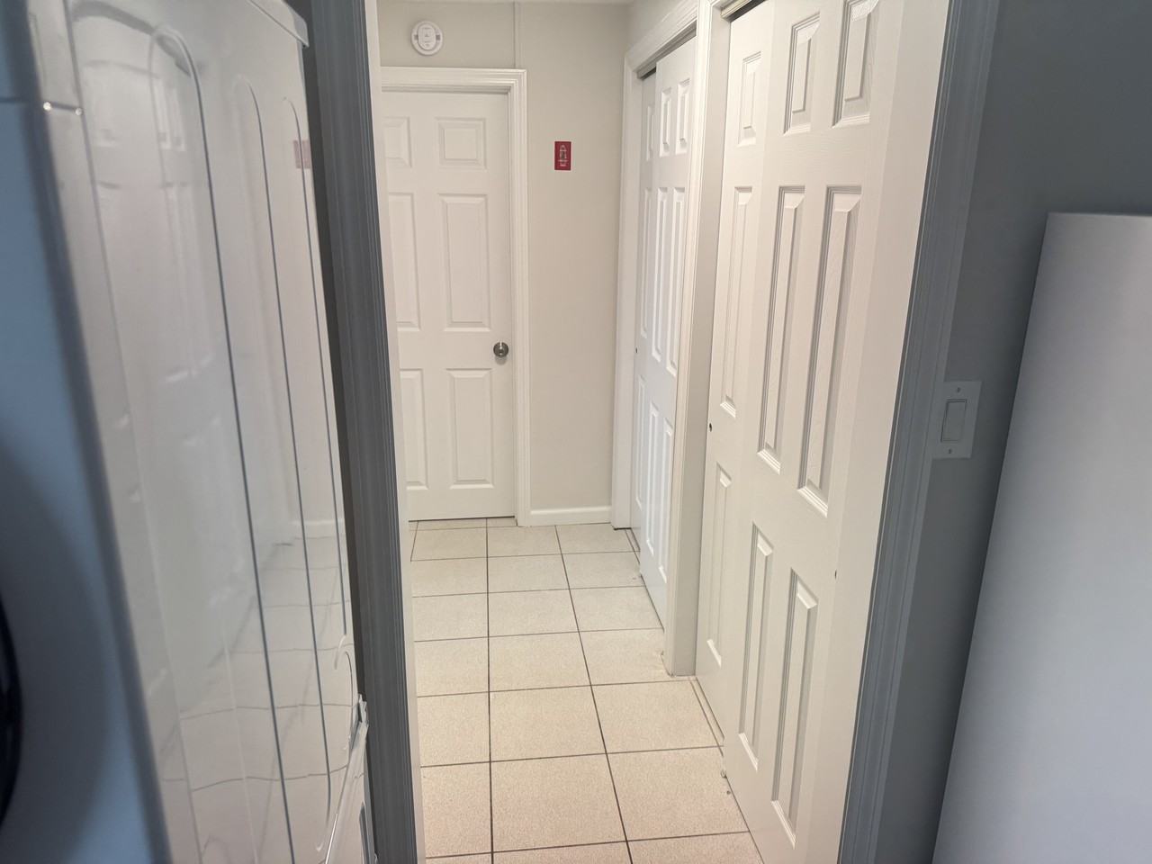 79 Monarch Ave - Photo 6 of 16