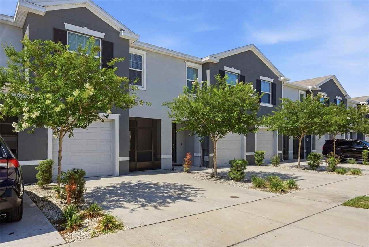 5267 Dragonfly Dr - Photo 3 of 44