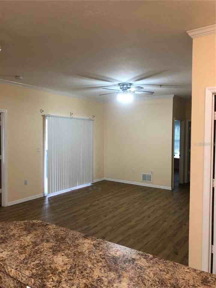2407 Courtney Meadows Ct #104 - Photo 4 of 22