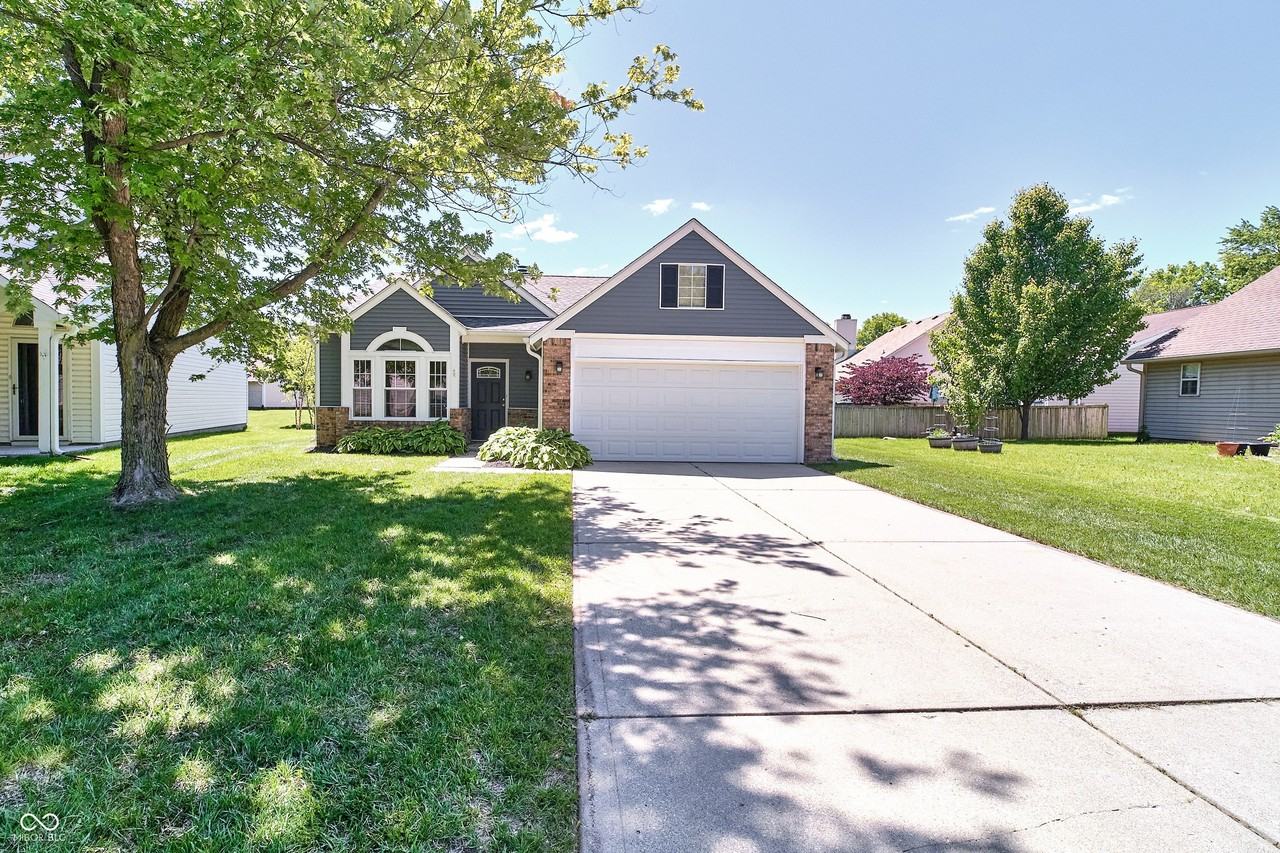 11193 Boston Way - Photo 2 of 50