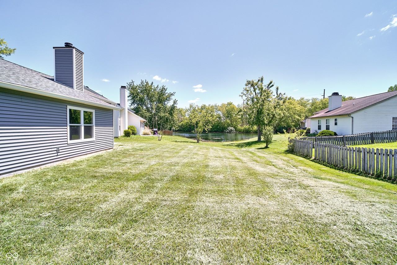 11193 Boston Way - Photo 7 of 50
