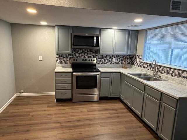 15372 Chipman Ln - Photo 5 of 10