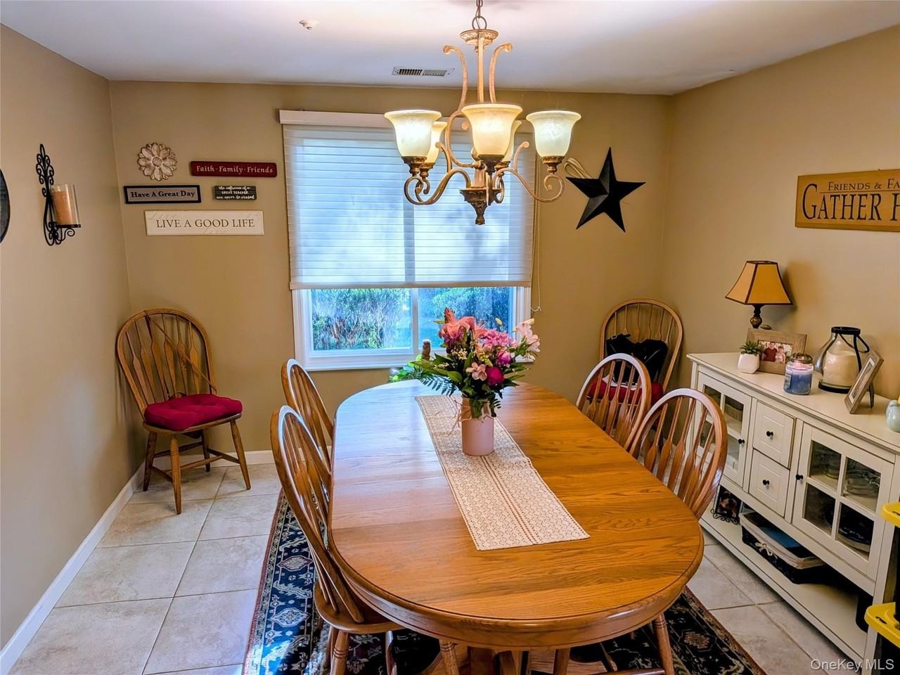 785 Blue Ridge Dr - Photo 4 of 6