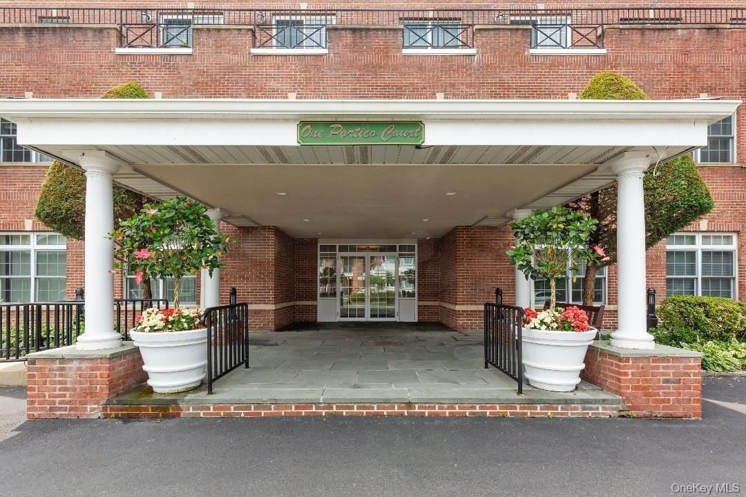 1 Portico Ct #206 - Photo 3 of 6