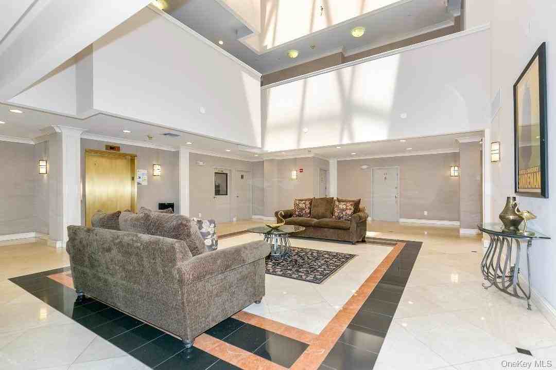 1 Portico Ct #206 - Photo 5 of 6