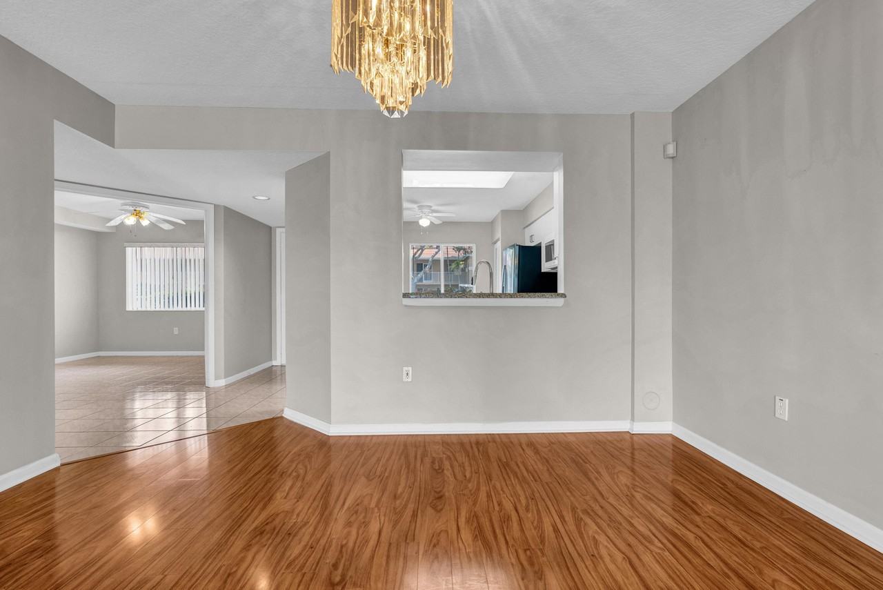 5952 Regal Glen Dr - Photo 5 of 50