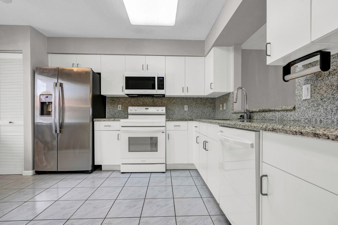 5952 Regal Glen Dr - Photo 6 of 50