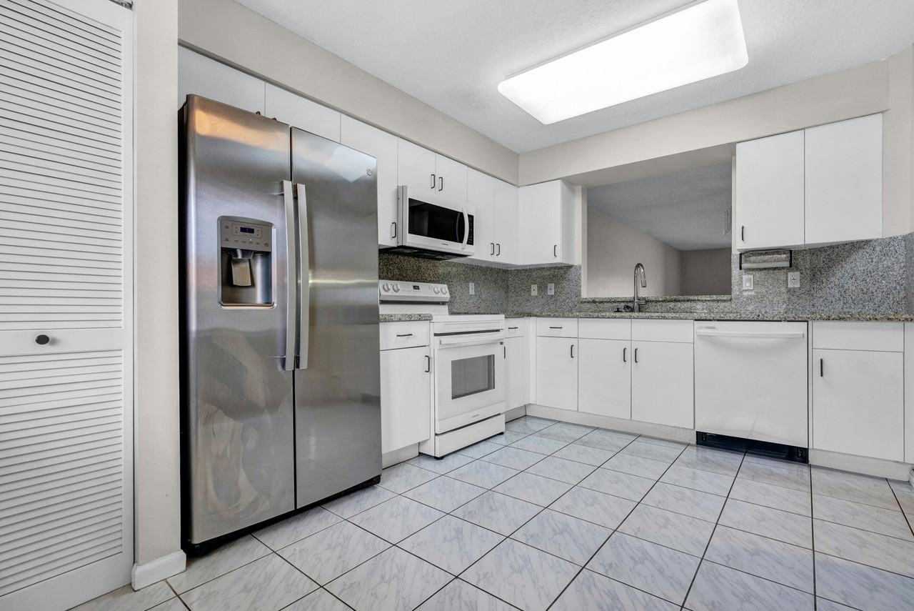 5952 Regal Glen Dr - Photo 7 of 50
