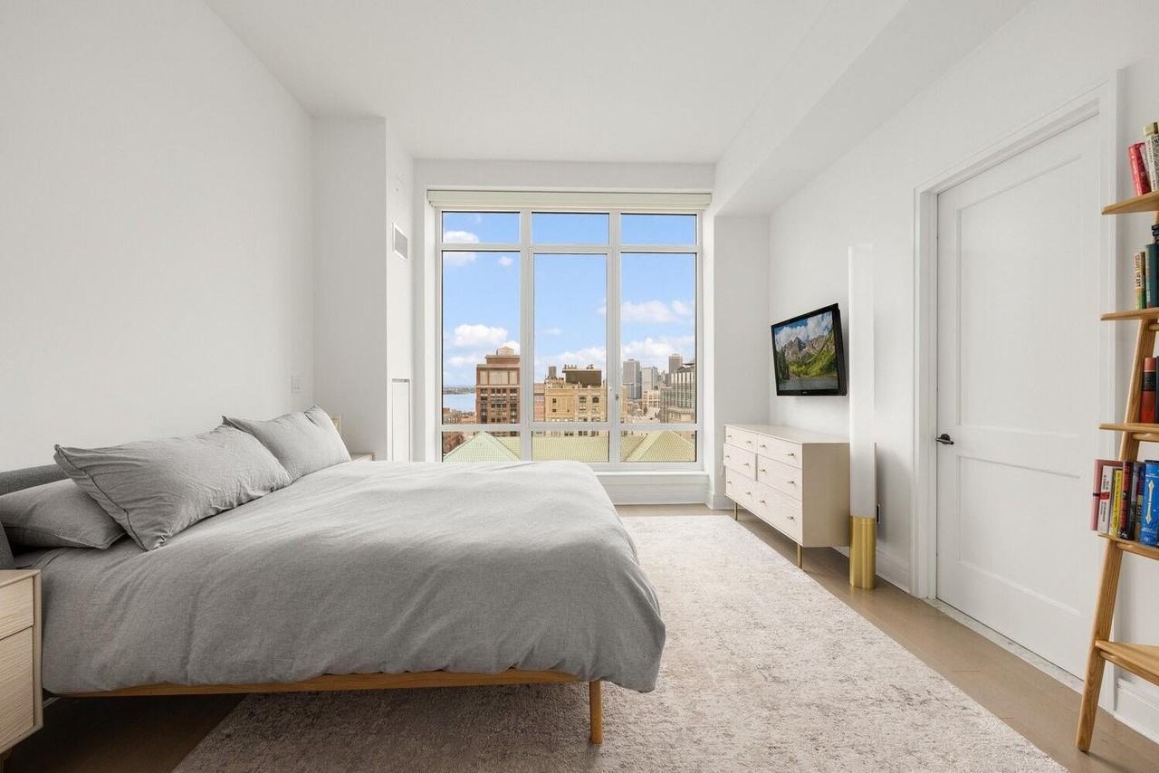 265 State St #PH1 - Photo 6 of 16