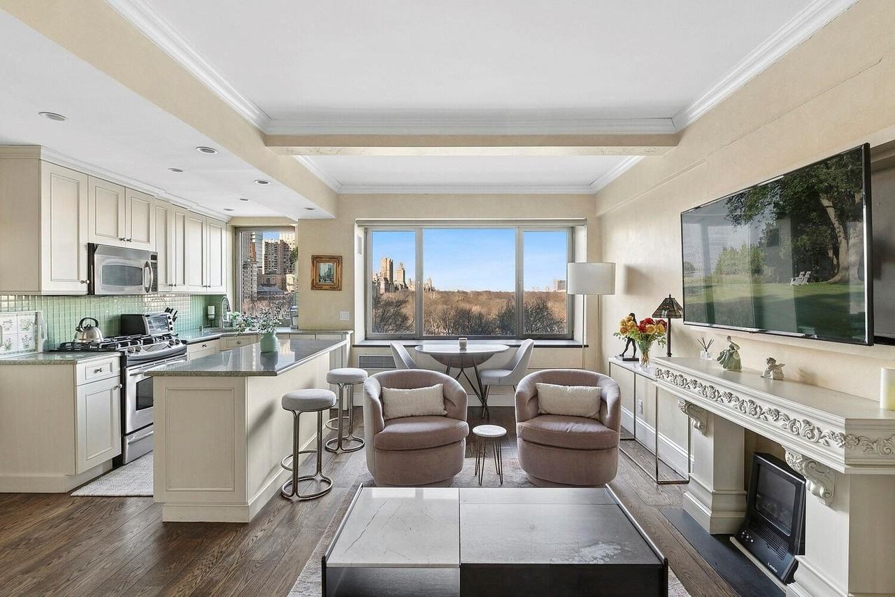230 Central Park S #10C - Photo 2 of 17