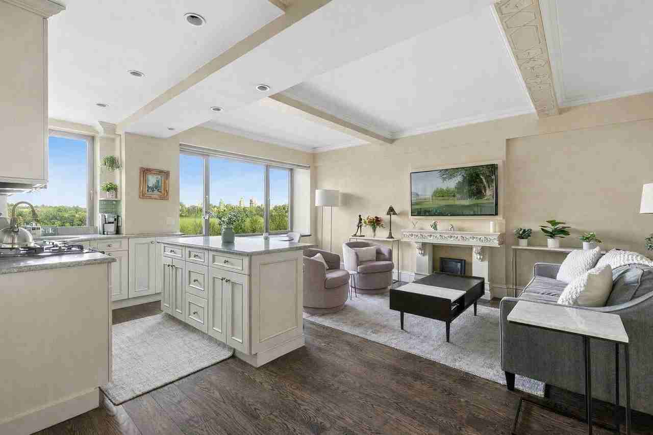 230 Central Park S #10C - Photo 3 of 17