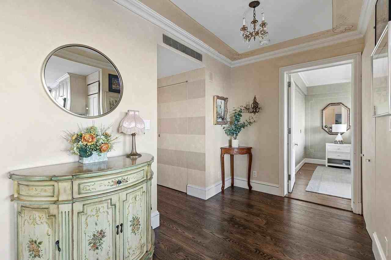 230 Central Park S #10C - Photo 6 of 17