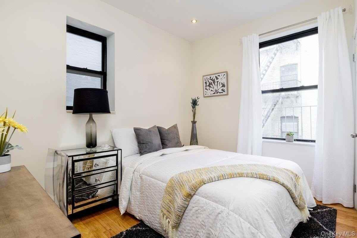 21 W 106th St #5C - Photo 3 of 4