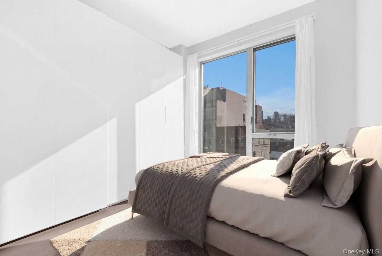 1433 31st Ave #3F - Photo 2 of 12