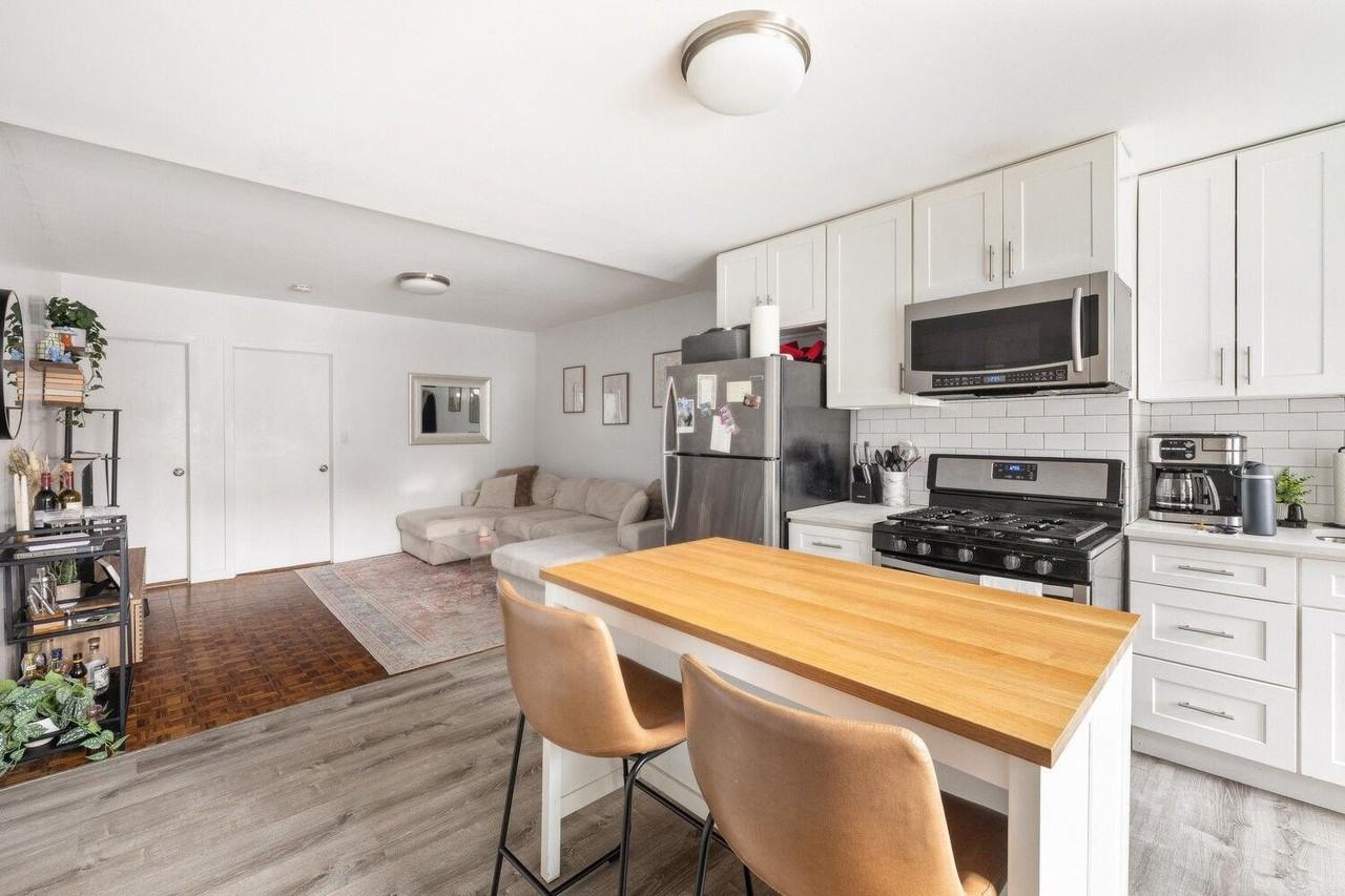 238 5th St #3 - Photo 3 of 14