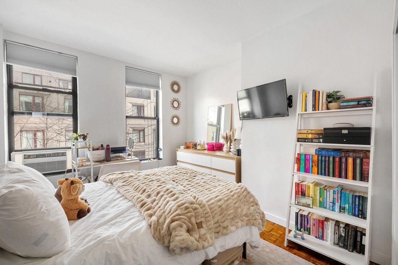 238 5th St #3 - Photo 7 of 14